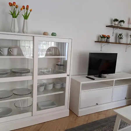 Appartement With Parking Garage